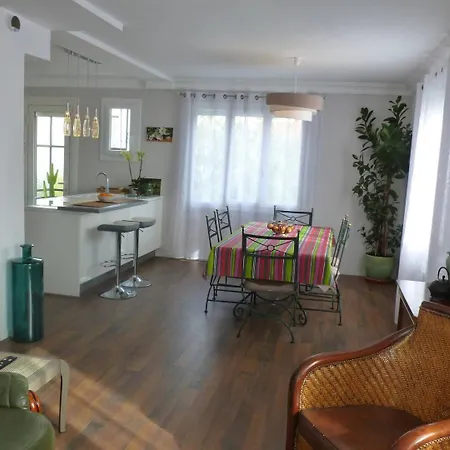 Lumineux Avec Jardin Privatif Апартаменты Перпиньан