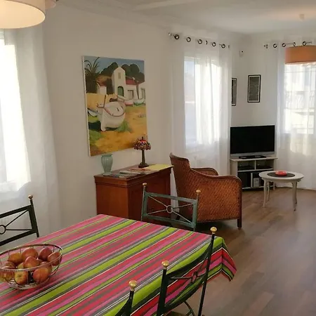 Lumineux Avec Jardin Privatif Апартаменты Перпиньан