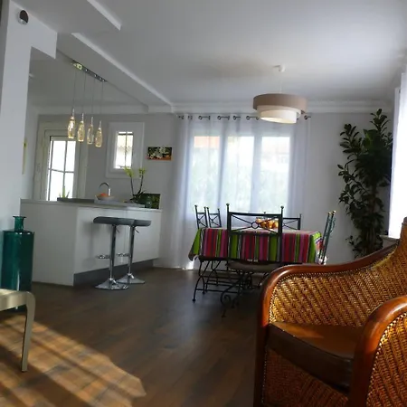 Апартаменты Lumineux Avec Jardin Privatif Перпиньан