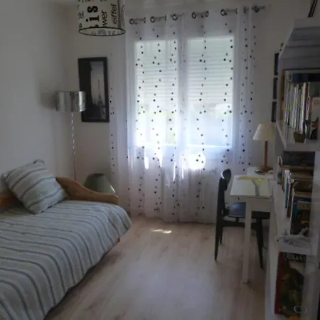 Lumineux Avec Jardin Privatif Апартаменты