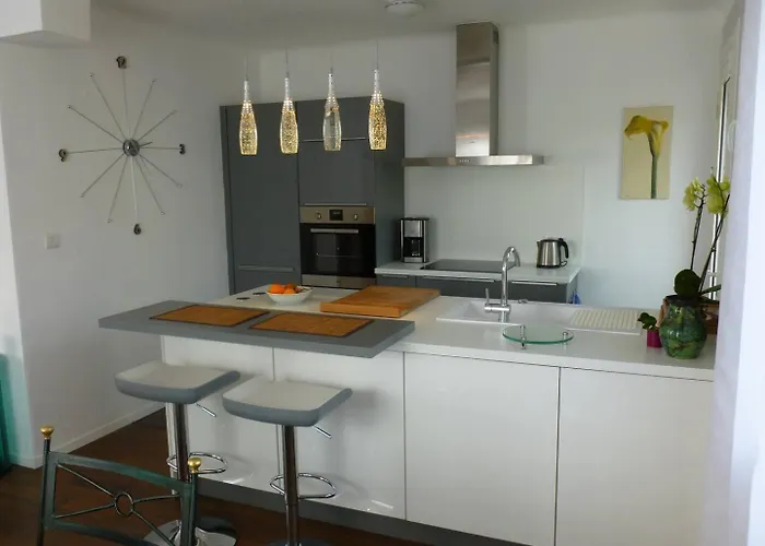 Lumineux Avec Jardin Privatif Apartmán